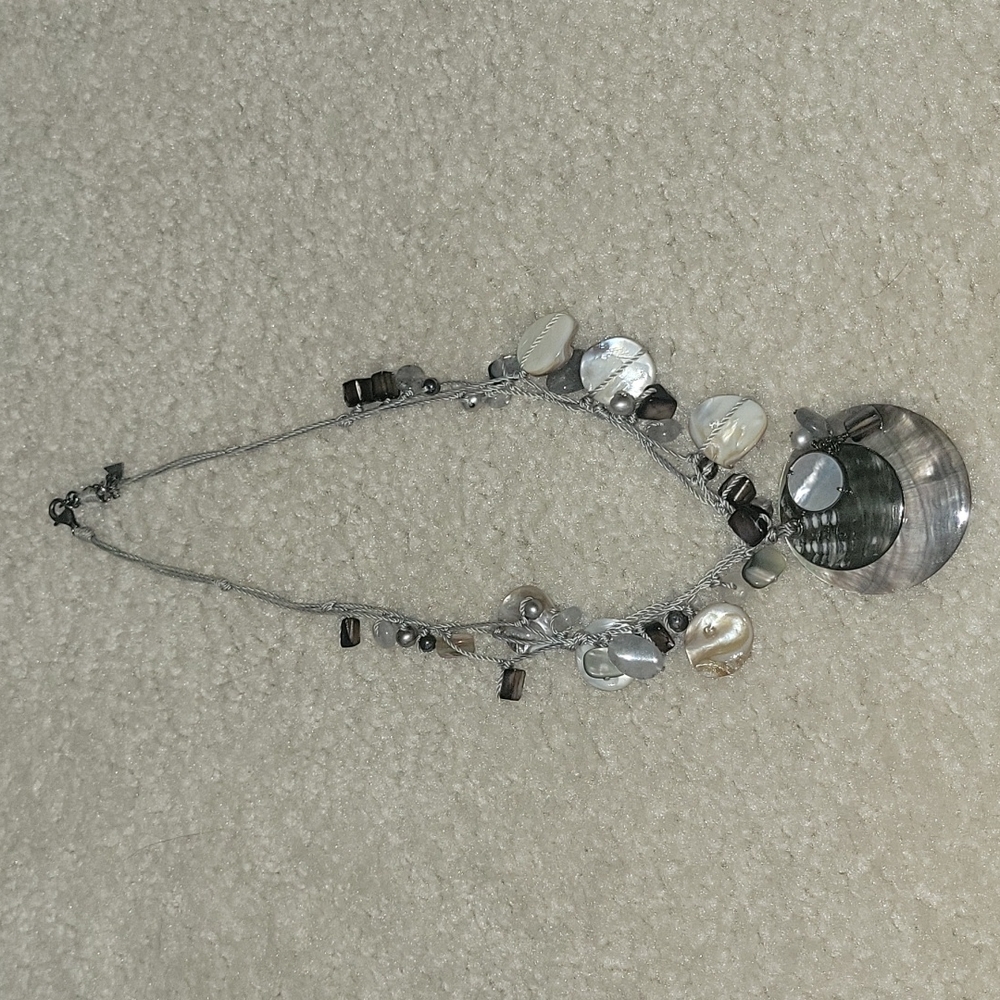 Silpada Mother of Pearl Boardwalk polished stone necklace. Retired